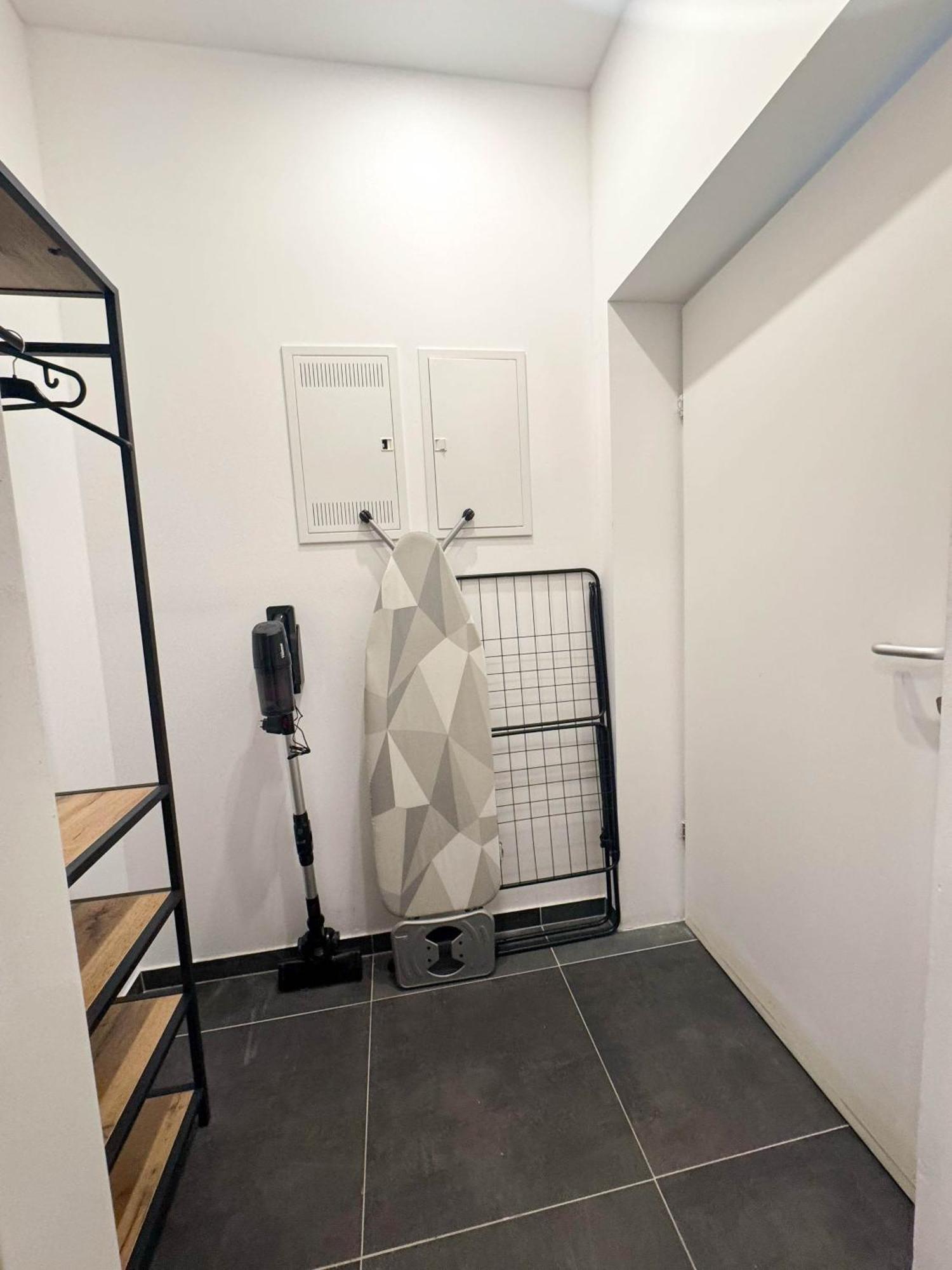 Cozy Apartments In Central Location With Free Parking Відень Екстер'єр фото
